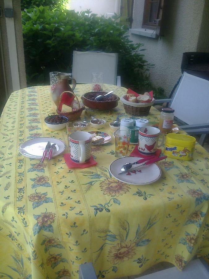 Les Ecureuils Bed & Breakfast Tramoyes Dış mekan fotoğraf