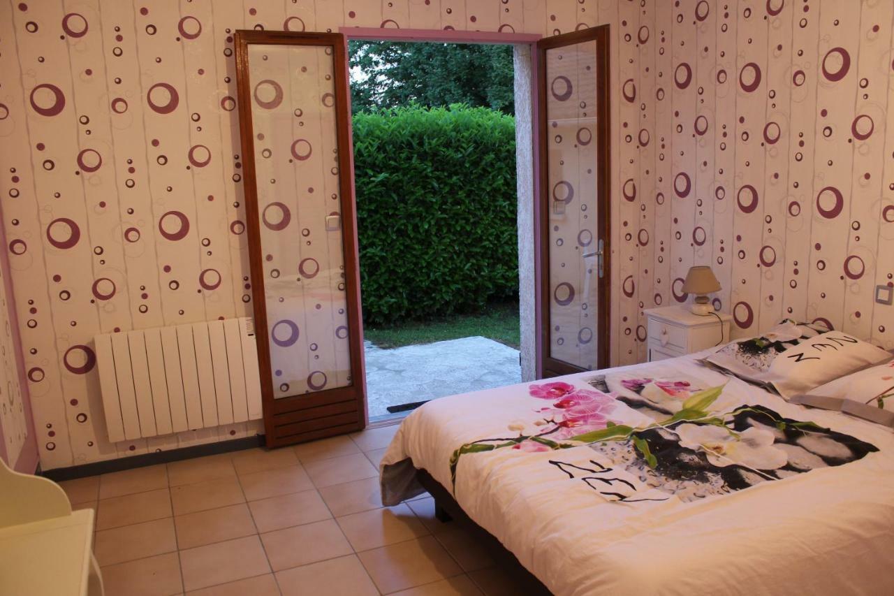 Les Ecureuils Bed & Breakfast Tramoyes Dış mekan fotoğraf
